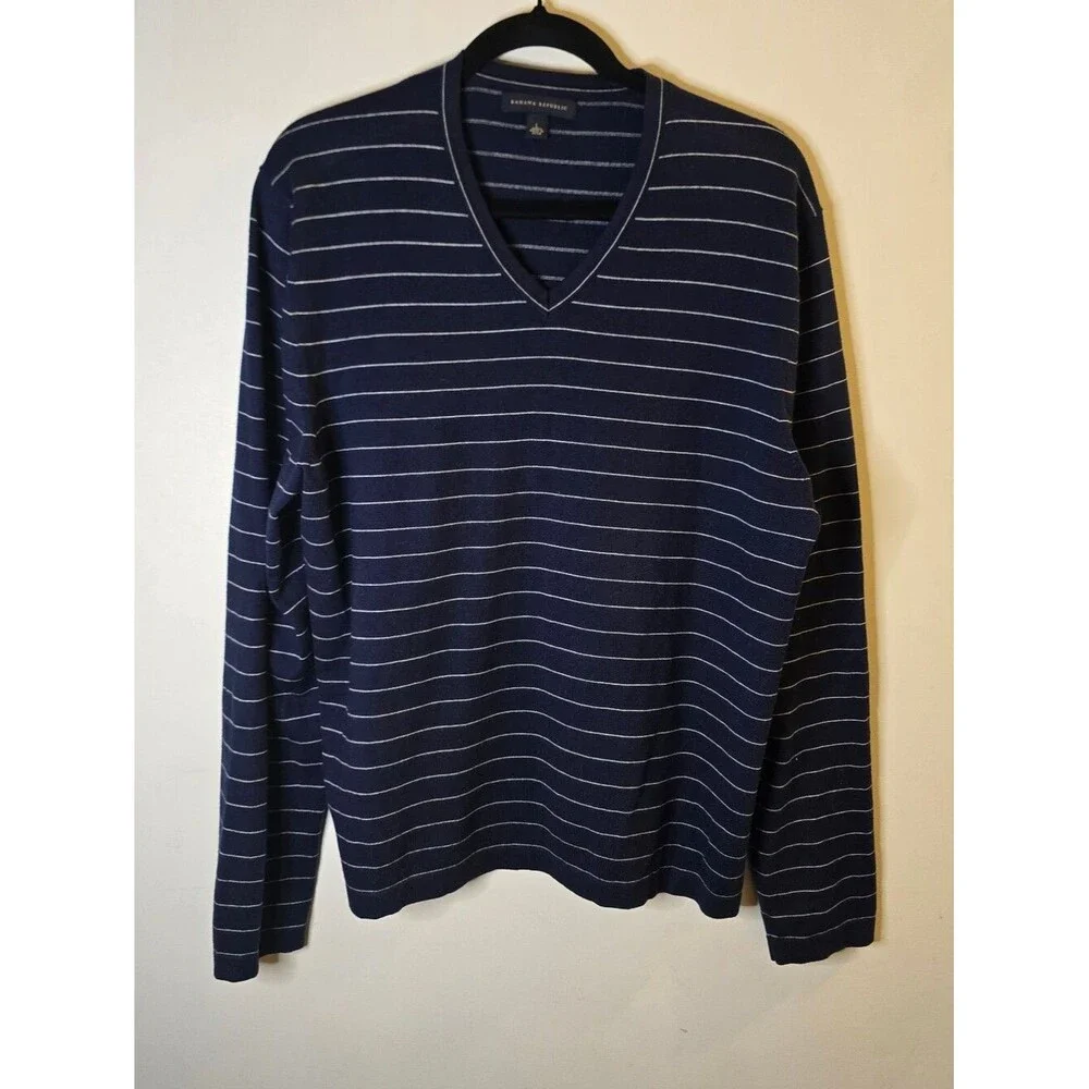 Banana Republic Silk Cotton V-Neck Dark Blue Striped Sweater‎ Large
